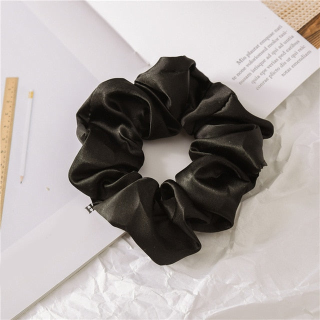 Hairs - Silk Scrunchie