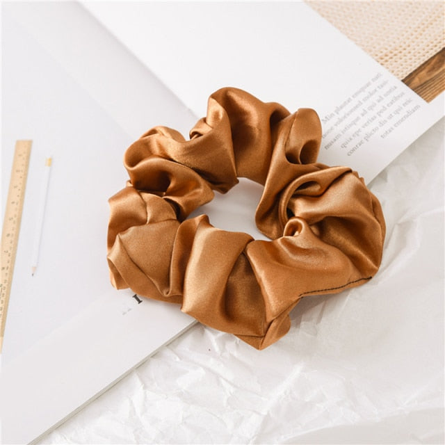 Hairs - Silk Scrunchie