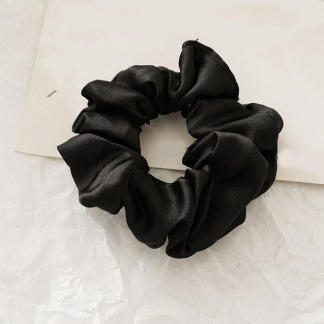 Hairs - Silk Scrunchie